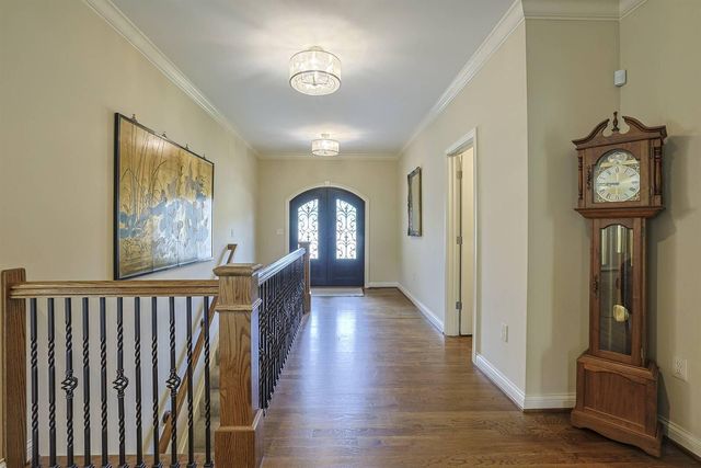 1011 Squire Valley Drive, Villa Hills, KY 41017