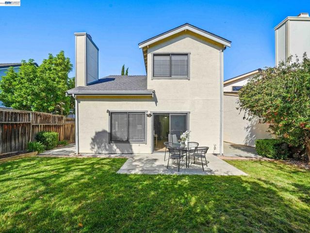 34219 Kenwood Dr, Fremont, CA 94555