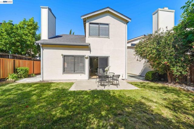 34219 Kenwood Dr, Fremont, CA 94555