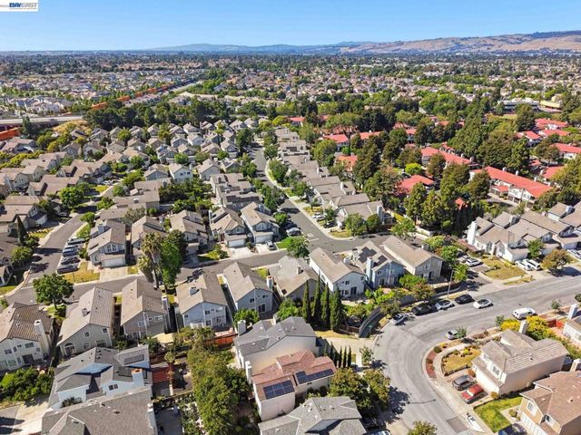34219 Kenwood Dr, Fremont, CA 94555