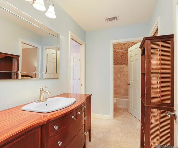 13505 N Amiss Rd, Baton Rouge, LA 70810