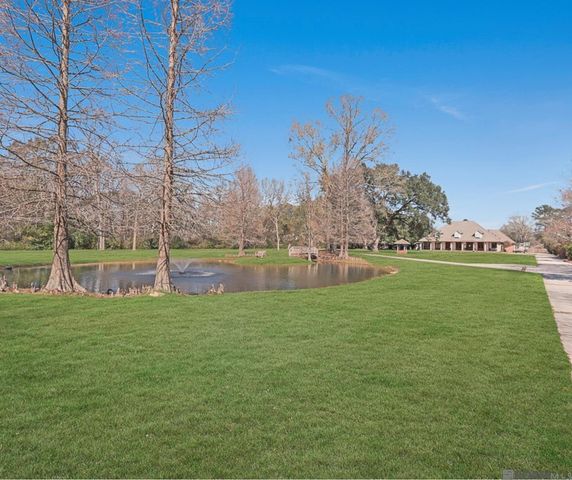 13505 N Amiss Rd, Baton Rouge, LA 70810
