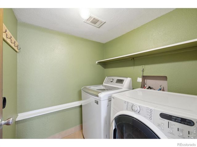 727 41st Ave Ct, Greeley, CO 80634