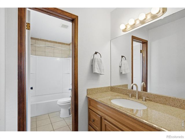727 41st Ave Ct, Greeley, CO 80634