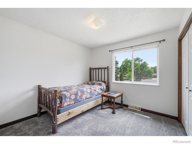 727 41st Ave Ct, Greeley, CO 80634