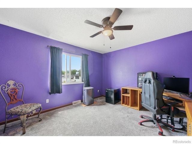 727 41st Ave Ct, Greeley, CO 80634