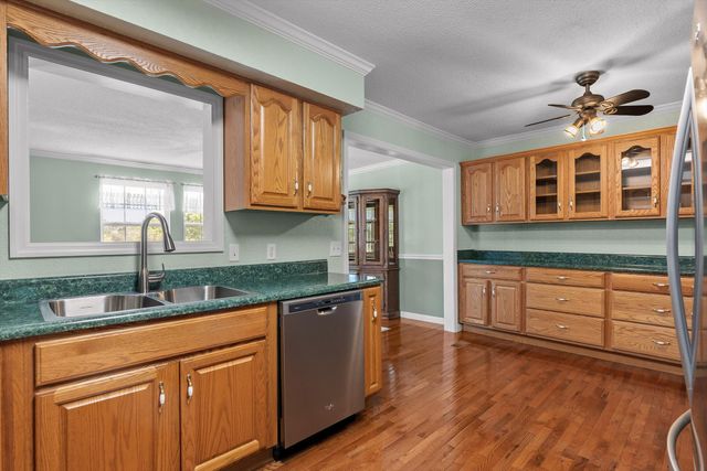 516 Hill Street, Ringgold, GA 30736