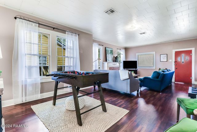 1011 W Congress Street, Lafayette, LA 70501