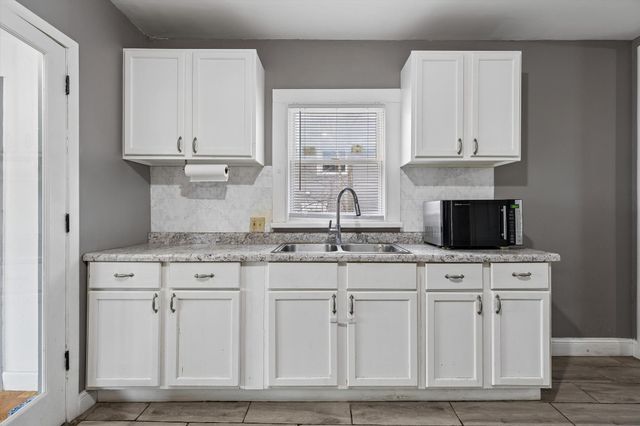 2706 Aldrich Avenue N, Minneapolis, MN 55411