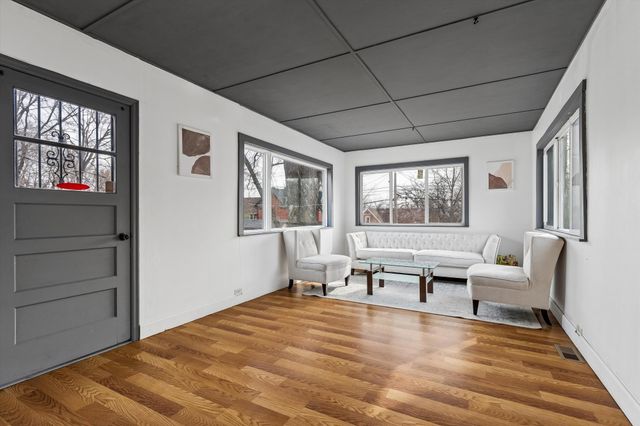 2706 Aldrich Avenue N, Minneapolis, MN 55411