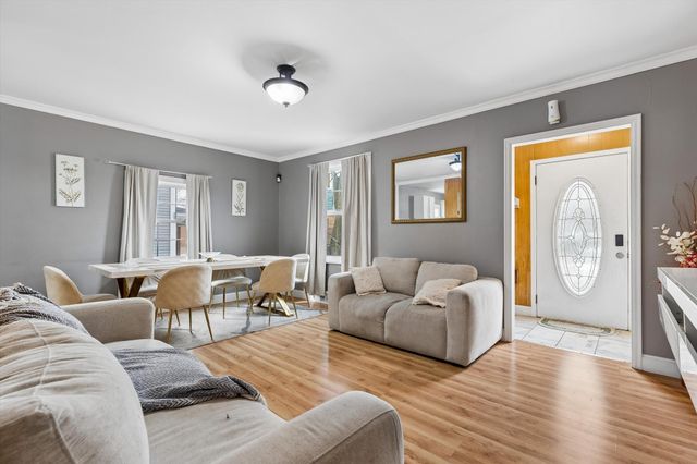 2706 Aldrich Avenue N, Minneapolis, MN 55411