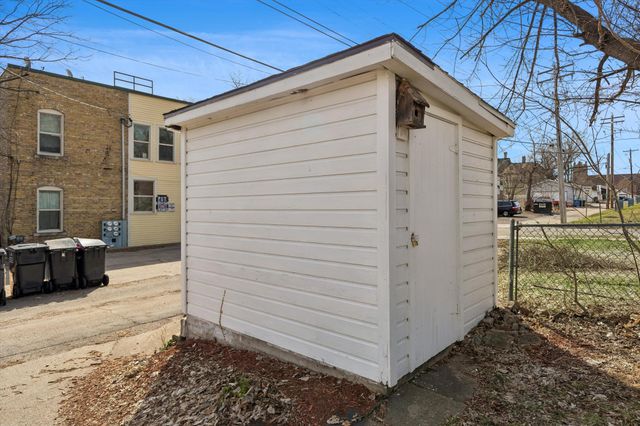 2706 Aldrich Avenue N, Minneapolis, MN 55411