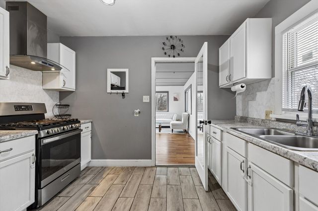 2706 Aldrich Avenue N, Minneapolis, MN 55411