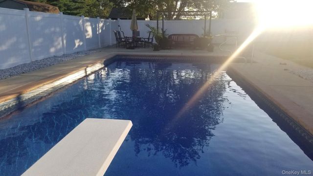 46 Moulton Circle, Monroe, NY 10950