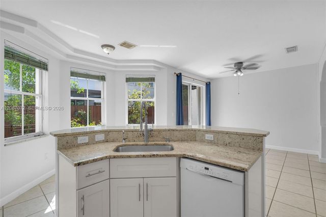 4873 NW 107th Path, Doral, FL 33178