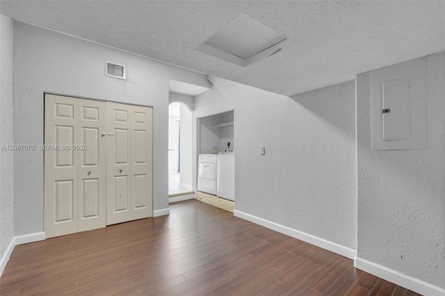 4873 NW 107th Path, Doral, FL 33178