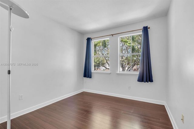 4873 NW 107th Path, Doral, FL 33178