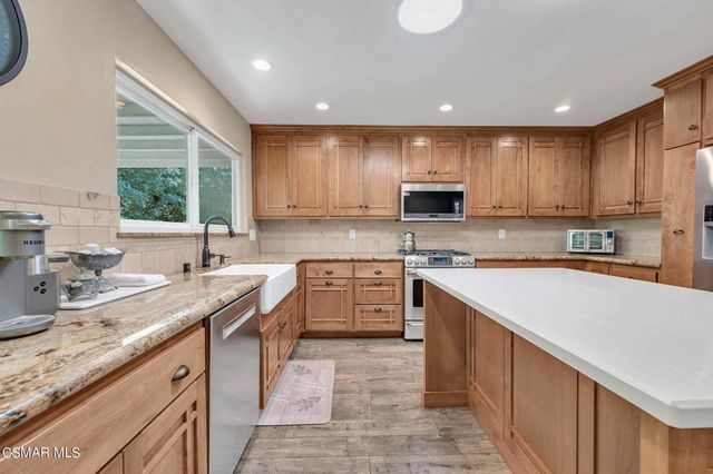 62 Lucero Street, Thousand Oaks, CA 91360