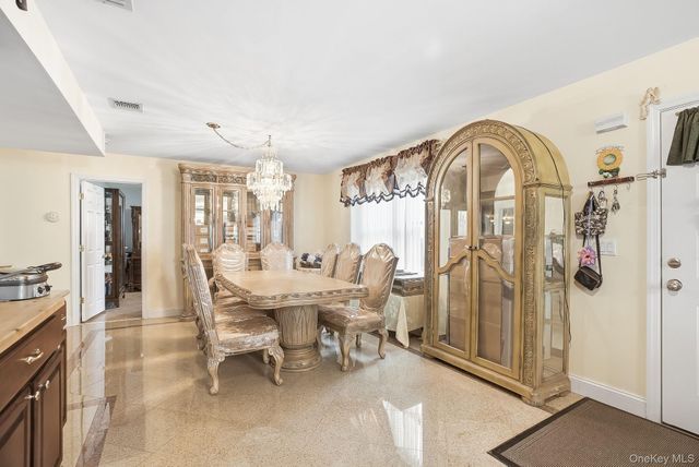 46 Bryn Mawr Place, Yonkers, NY 10701