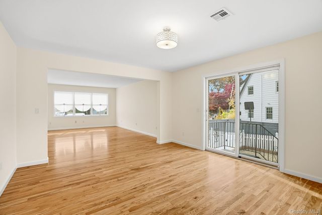 46 Bryn Mawr Place, Yonkers, NY 10701