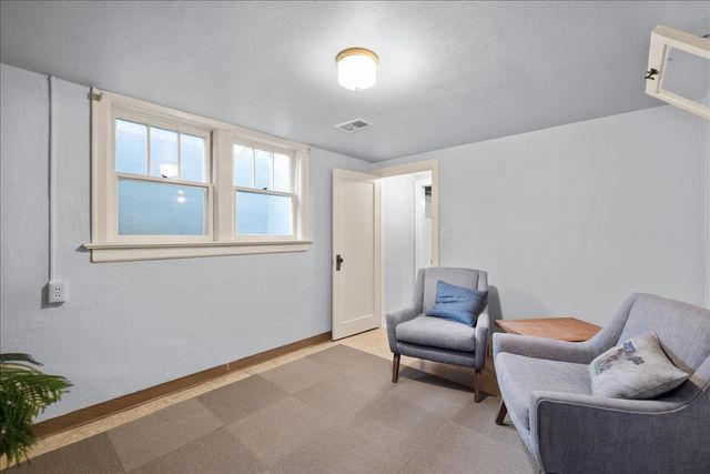 2207 Pine Street, Billings, MT 59101