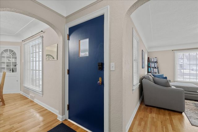 2207 Pine Street, Billings, MT 59101