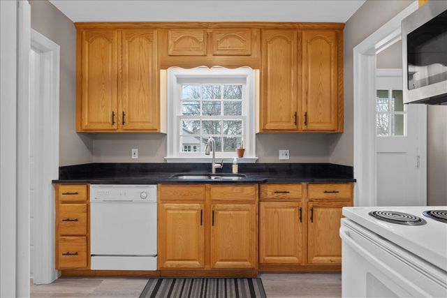 2207 Pine Street, Billings, MT 59101