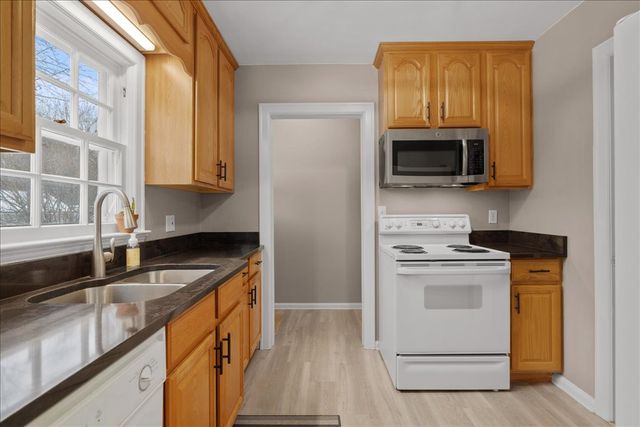 2207 Pine Street, Billings, MT 59101