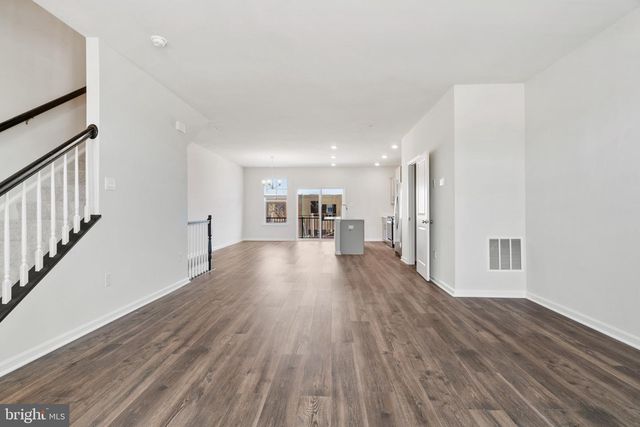 713 COMPASS WAY, Frederick, MD 21701