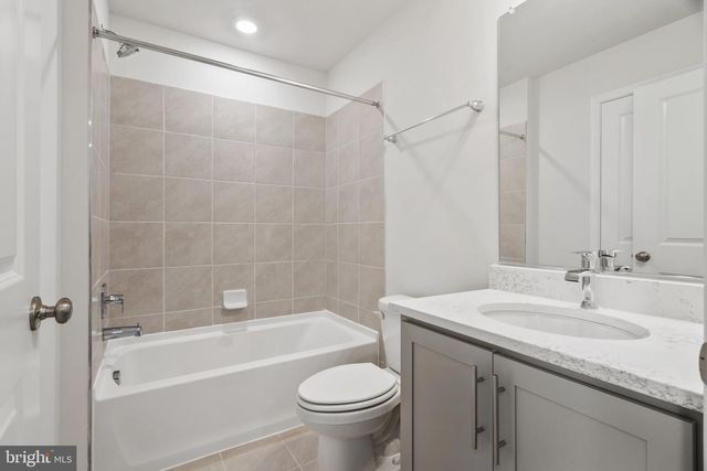 713 COMPASS WAY, Frederick, MD 21701