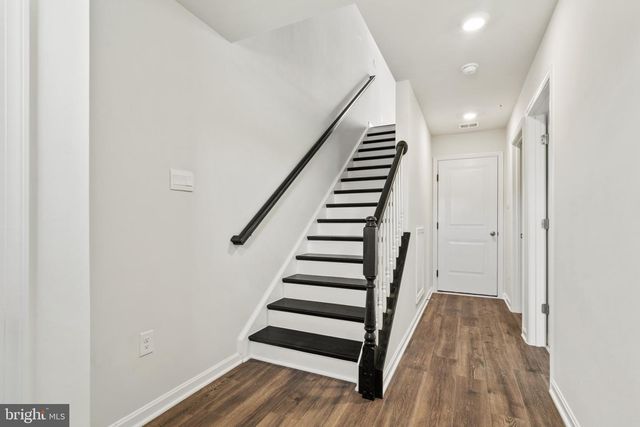 713 COMPASS WAY, Frederick, MD 21701