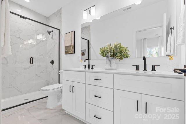 3924 Hager Drive, Charlotte, NC 28208