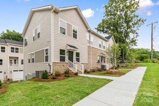 3924 Hager Drive, Charlotte, NC 28208