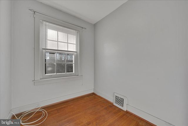 382 SUNSET RD, Reading, PA 19611