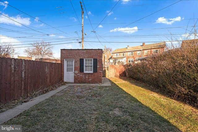 382 SUNSET RD, Reading, PA 19611