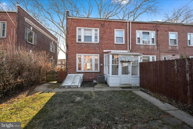 382 SUNSET RD, Reading, PA 19611