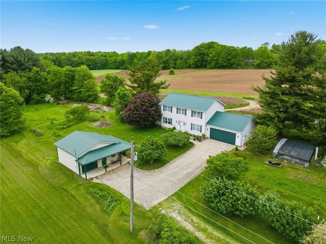 4839 Manchester Avenue SW, Navarre, OH 44662