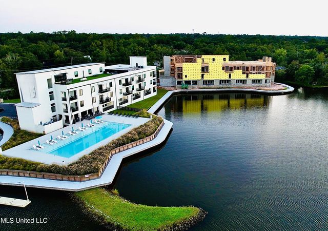 1302 Magnolia Street, 203, Gulfport, MS 39507