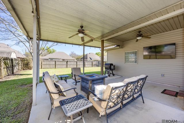 37406 Cypress Trace Ave, Geismar, LA 70734