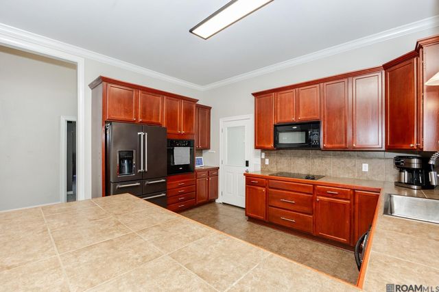 37406 Cypress Trace Ave, Geismar, LA 70734