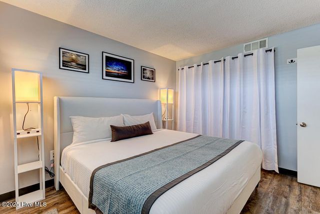 1615 Lake Park Boulevard S 510, Carolina Beach, NC 28428