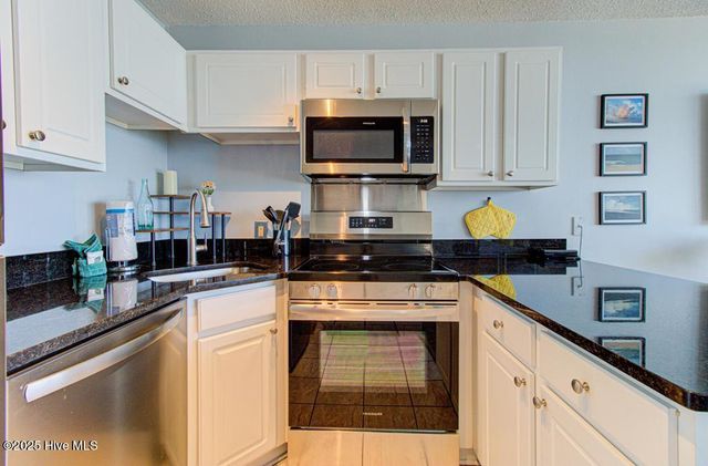1615 Lake Park Boulevard S 510, Carolina Beach, NC 28428