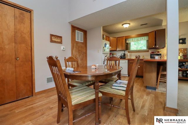 3440 S 39th Street, Lincoln, NE 68506