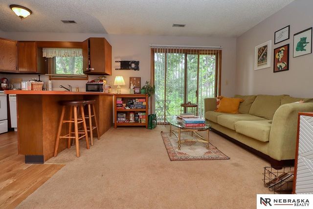 3440 S 39th Street, Lincoln, NE 68506
