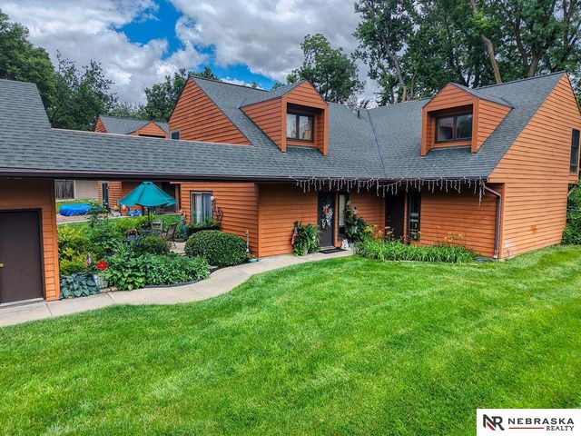 3440 S 39th Street, Lincoln, NE 68506
