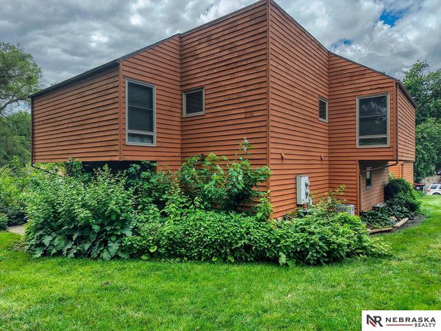 3440 S 39th Street, Lincoln, NE 68506