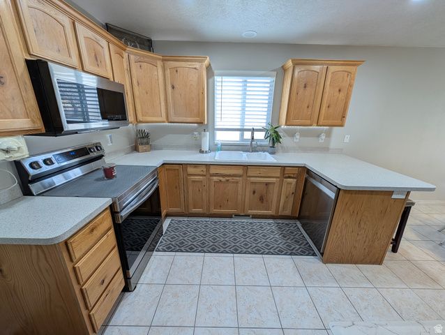 14138 S CROWN ROSE DR, Herriman, UT 84096