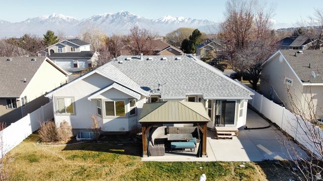 14138 S CROWN ROSE DR, Herriman, UT 84096