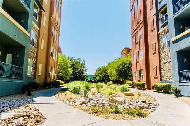 50 East Serene Avenue 105, Las Vegas, NV 89123