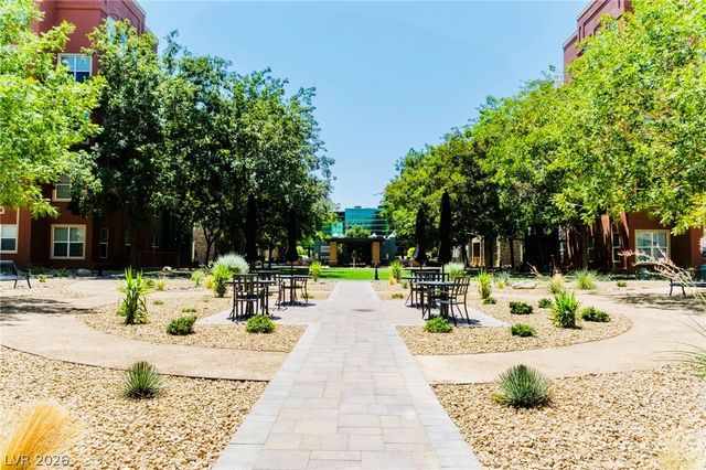 50 East Serene Avenue 105, Las Vegas, NV 89123